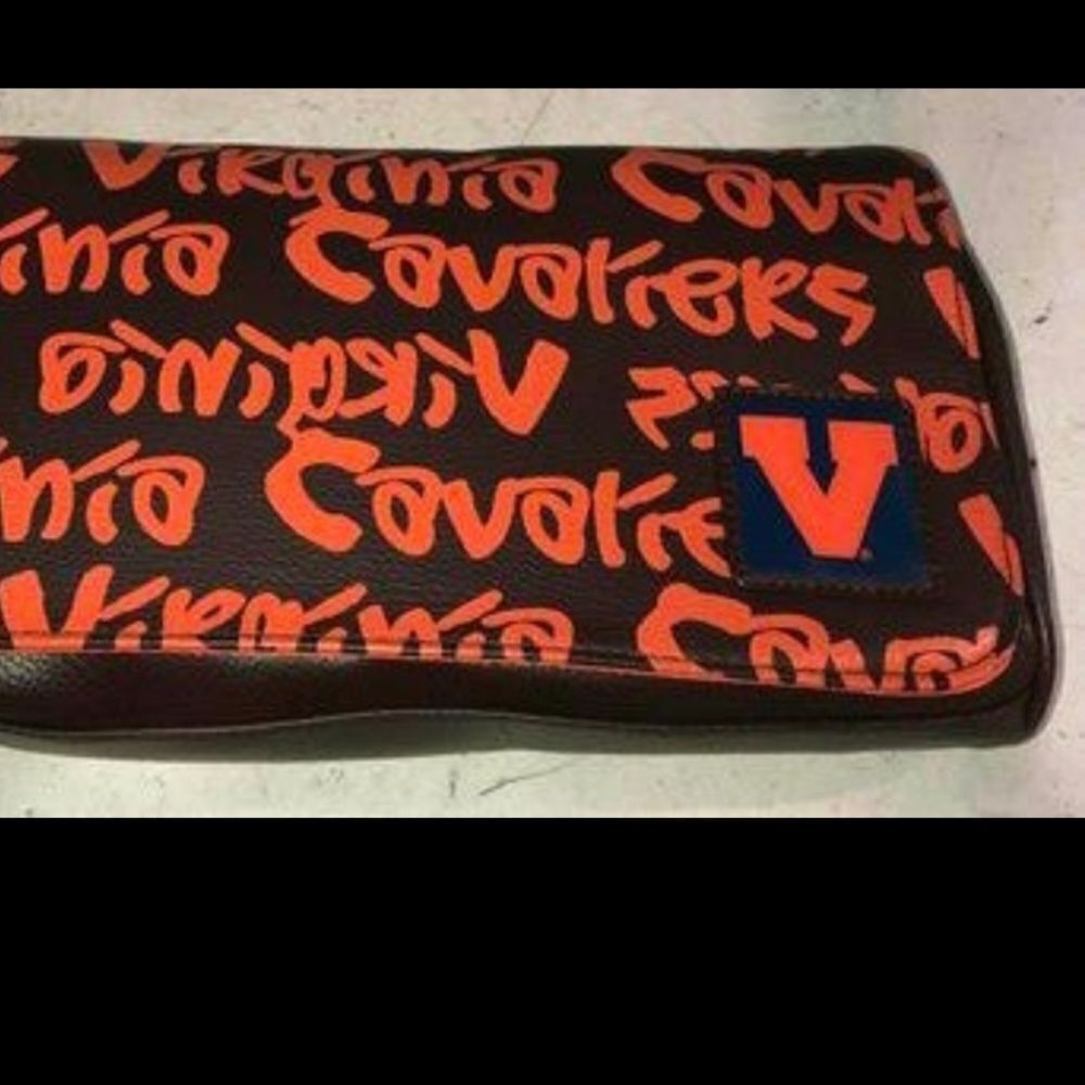 Virginia Cavaliers Clutch Purse - Picture 3 of 4